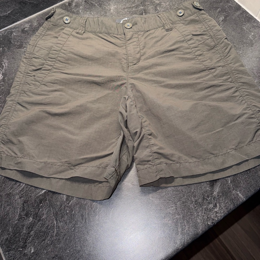 Women’s hiking shorts